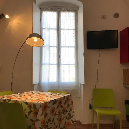 Bright Flat In Down Town Lejlighed Sanremo