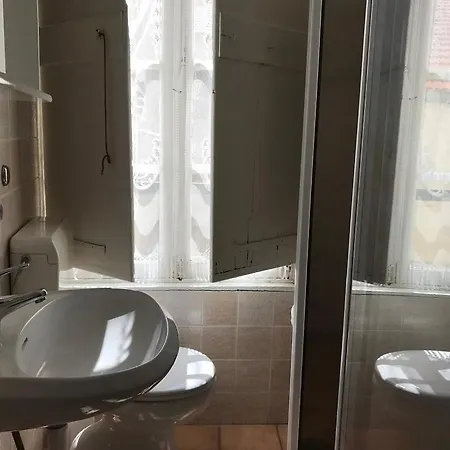 Διαμέρισμα Bright Flat In Down Town